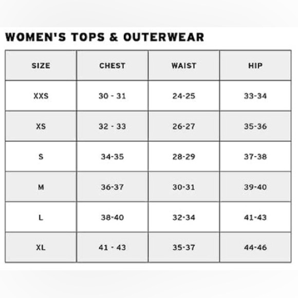 Levi’s cropped polo T-shirt (XL) - Picture 9 of 10